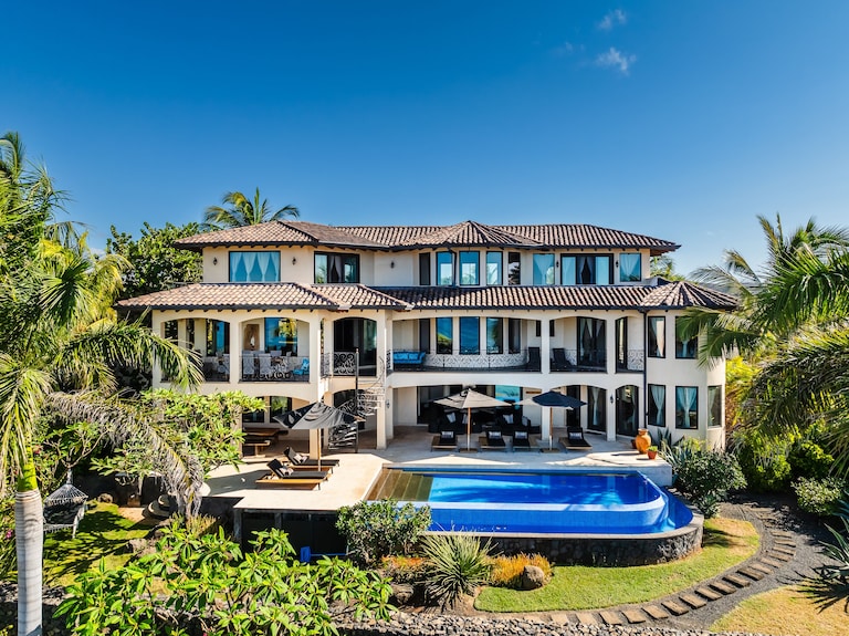 Luxury Caribbean villa representing citizenship by investment real estate opportunities